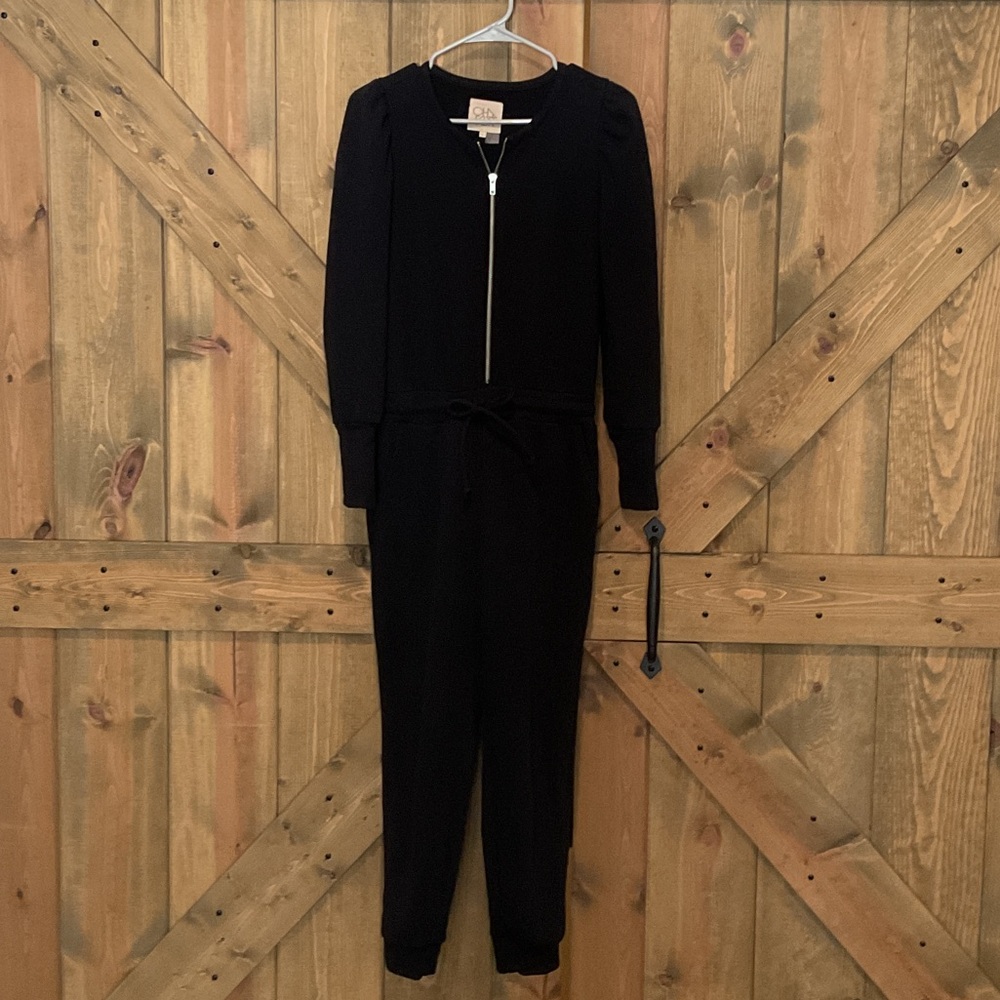 Cha Sor (Chaser) Black Zip-Up Jogger Jumpsuit